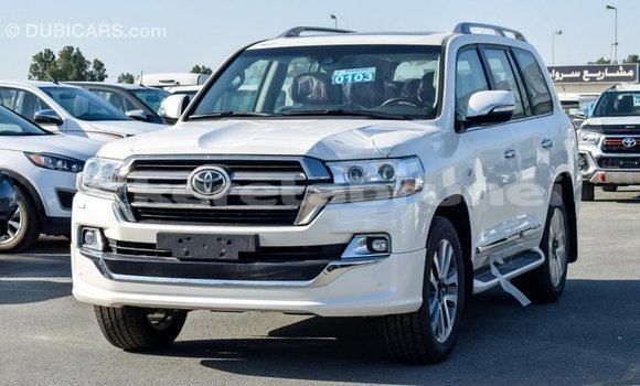Buy Import Toyota Land Cruiser White Car in Import - Dubai in Belait Buy Import Toyota Land Cruiser White Car in Import - Dubai in Belait