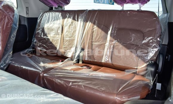 Buy Import Toyota Land Cruiser White Car in Import - Dubai in Belait Buy Import Toyota Land Cruiser White Car in Import - Dubai in Belait