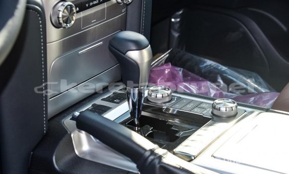 Buy Import Toyota Land Cruiser White Car in Import - Dubai in Belait Buy Import Toyota Land Cruiser White Car in Import - Dubai in Belait