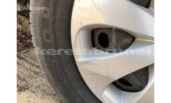 Buy Import Toyota Yaris White Car in Import - Dubai in Belait Buy Import Toyota Yaris White Car in Import - Dubai in Belait