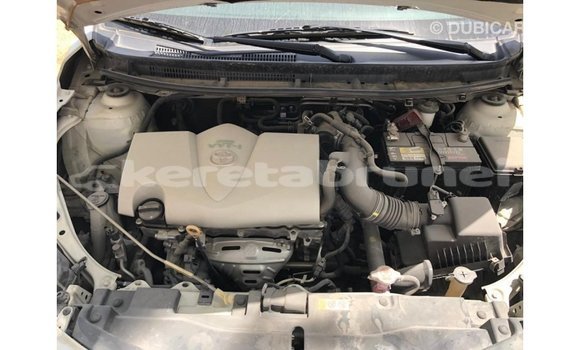 Buy Import Toyota Yaris White Car in Import - Dubai in Belait Buy Import Toyota Yaris White Car in Import - Dubai in Belait