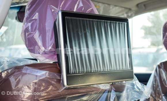 Buy Import Toyota Land Cruiser White Car in Import - Dubai in Belait Buy Import Toyota Land Cruiser White Car in Import - Dubai in Belait