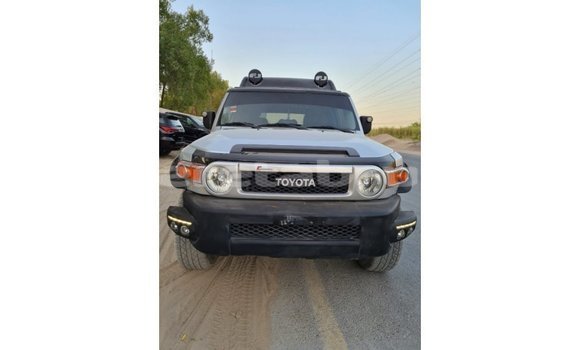 Buy Import Toyota FJ Cruiser Other Car in Import - Dubai in Belait Buy Import Toyota FJ Cruiser Other Car in Import - Dubai in Belait