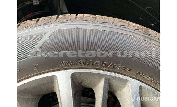 Buy Import Hyundai Tucson White Car in Import - Dubai in Belait Buy Import Hyundai Tucson White Car in Import - Dubai in Belait