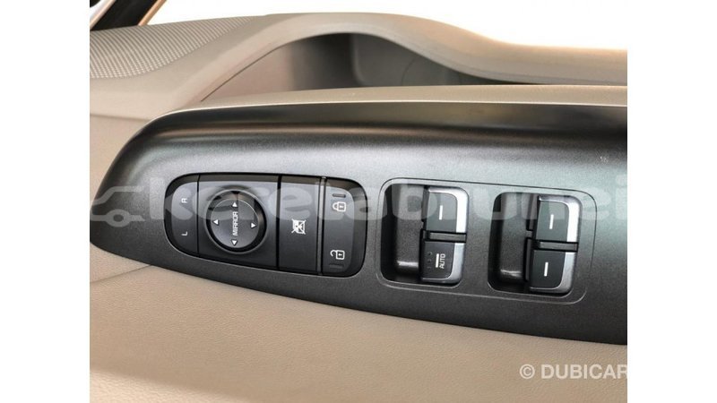 Big with watermark kia sportage belait import dubai 4408