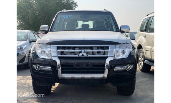 Buy Import Mitsubishi Pajero Black Car in Import - Dubai in Belait Buy Import Mitsubishi Pajero Black Car in Import - Dubai in Belait