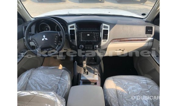 Buy Import Mitsubishi Pajero Black Car in Import - Dubai in Belait Buy Import Mitsubishi Pajero Black Car in Import - Dubai in Belait