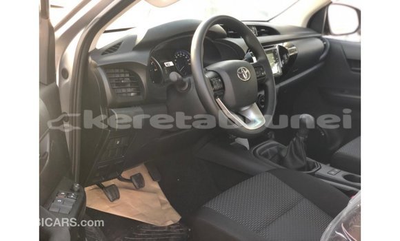 Buy Import Toyota Hilux Other Car in Import - Dubai in Belait Buy Import Toyota Hilux Other Car in Import - Dubai in Belait