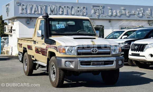 Buy Import Toyota Land Cruiser Beige Car in Import - Dubai in Belait Buy Import Toyota Land Cruiser Beige Car in Import - Dubai in Belait