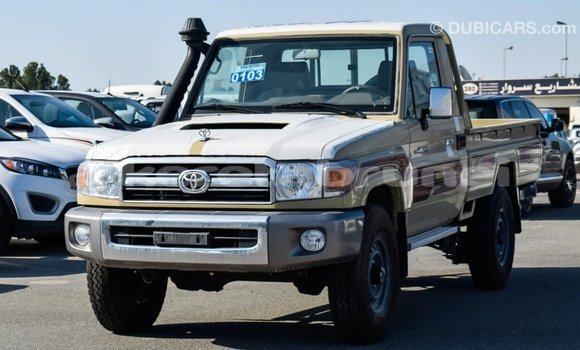 Buy Import Toyota Land Cruiser Beige Car in Import - Dubai in Belait Buy Import Toyota Land Cruiser Beige Car in Import - Dubai in Belait