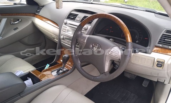 Buy Used Toyota Camry Silver Car in Bandar Seri Begawan in Brunei-Muara Buy Used Toyota Camry Silver Car in Bandar Seri Begawan in Brunei-Muara
