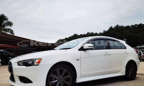 Buy Used Mitsubishi Galant White Car in Bandar Seri Begawan in Brunei-Muara Buy Used Mitsubishi Galant White Car in Bandar Seri Begawan in Brunei-Muara