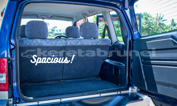 Buy Used Mitsubishi Pajero iO Blue Car in Kuala Belait in Belait Buy Used Mitsubishi Pajero iO Blue Car in Kuala Belait in Belait