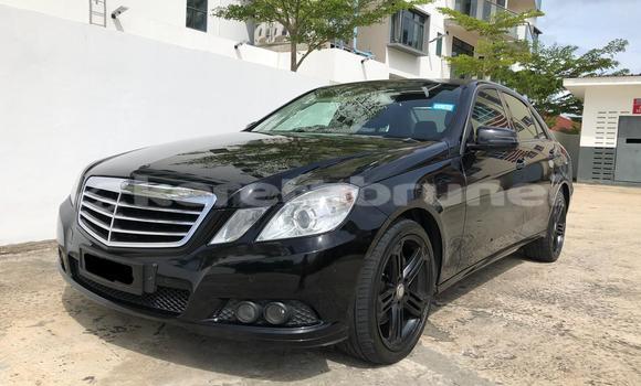 Buy Used Mercedes-Benz E–Class Black Car in Kuala Belait in Belait Buy Used Mercedes-Benz E–Class Black Car in Kuala Belait in Belait