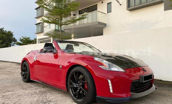 Buy Used Nissan 370Z Red Car in Kuala Belait in Belait