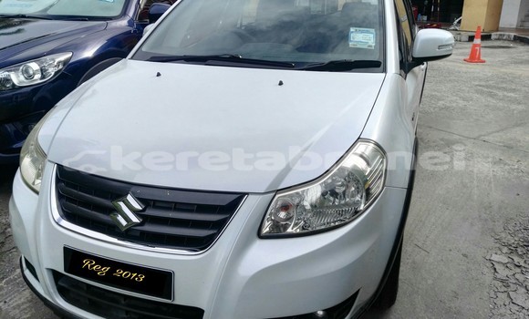 Buy Used Suzuki SX4 White Car in Bandar Seri Begawan in Brunei-Muara
