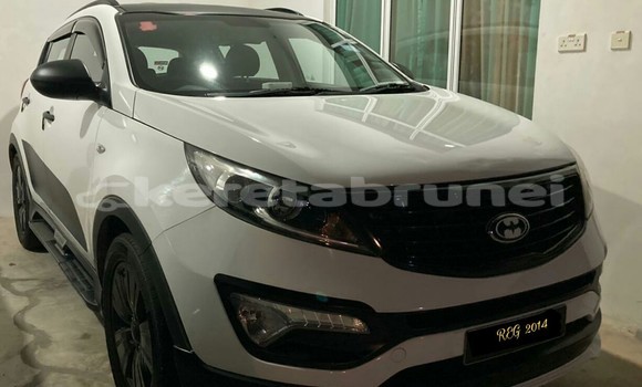 Buy Used Kia Sportage White Car in Bandar Seri Begawan in Brunei-Muara Buy Used Kia Sportage White Car in Bandar Seri Begawan in Brunei-Muara