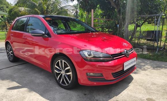 Buy Used Volkswagen Golf Red Car in Bandar Seri Begawan in Brunei-Muara