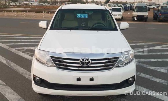 Buy Import Toyota Fortuner White Car in Import - Dubai in Belait Buy Import Toyota Fortuner White Car in Import - Dubai in Belait