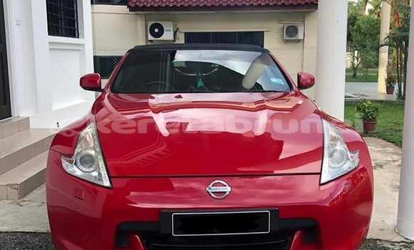 Buy Used Nissan 370Z Red Car in Kuala Belait in Belait Buy Used Nissan 370Z Red Car in Kuala Belait in Belait
