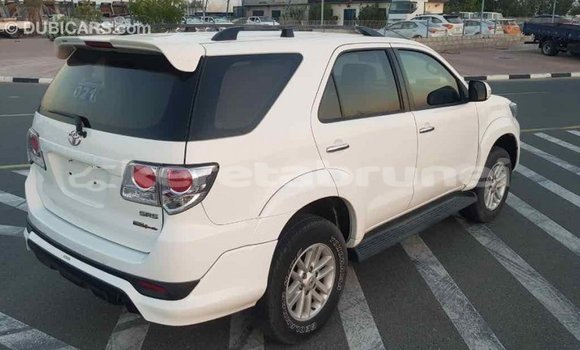 Buy Import Toyota Fortuner White Car in Import - Dubai in Belait Buy Import Toyota Fortuner White Car in Import - Dubai in Belait
