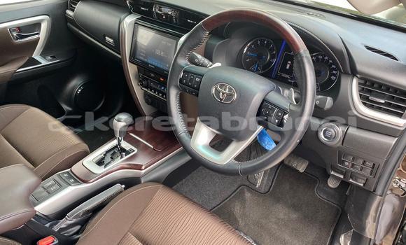 Buy Used Toyota Fortuner Brown Car in Kuala Belait in Belait Buy Used Toyota Fortuner Brown Car in Kuala Belait in Belait
