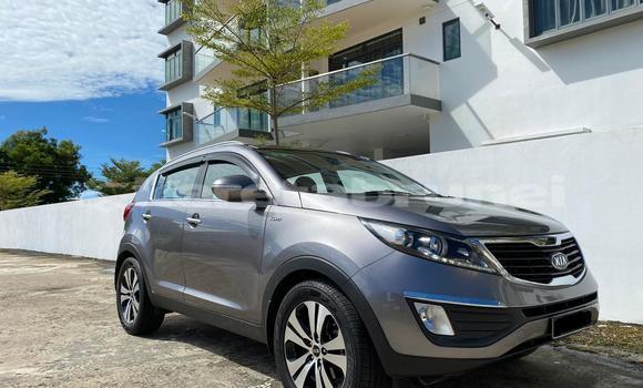 Buy Used Kia Sportage Silver Car in Kuala Belait in Belait Buy Used Kia Sportage Silver Car in Kuala Belait in Belait
