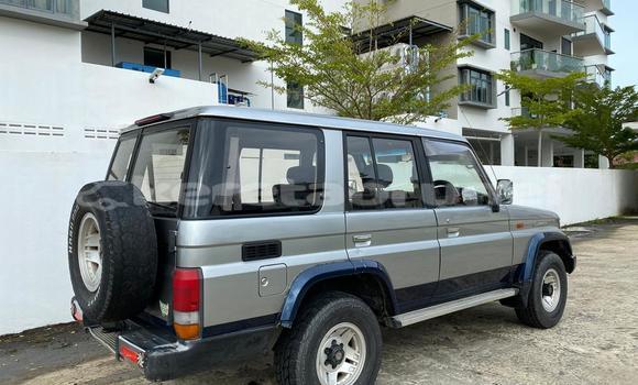 Buy Used Toyota Land Cruiser Silver Car in Kuala Belait in Belait Buy Used Toyota Land Cruiser Silver Car in Kuala Belait in Belait