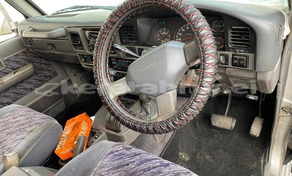 Buy Used Toyota Land Cruiser Silver Car in Kuala Belait in Belait Buy Used Toyota Land Cruiser Silver Car in Kuala Belait in Belait