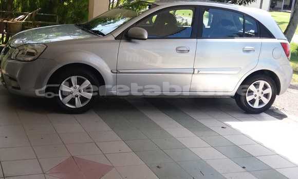 Buy Used Kia Rio Silver Car in Kuala Belait in Belait Buy Used Kia Rio Silver Car in Kuala Belait in Belait