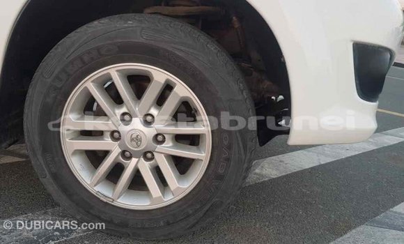 Buy Import Toyota Fortuner White Car in Import - Dubai in Belait Buy Import Toyota Fortuner White Car in Import - Dubai in Belait