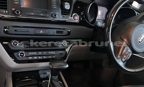 Buy Used Kia Carnival Black Car in Seria in Belait Buy Used Kia Carnival Black Car in Seria in Belait