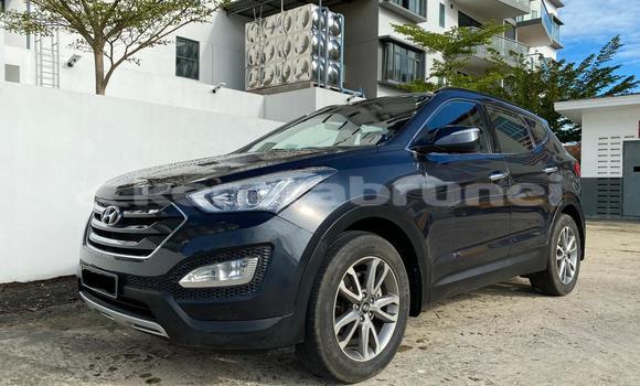 Buy Used Hyundai Santa Fe Blue Car in Kuala Belait in Belait Buy Used Hyundai Santa Fe Blue Car in Kuala Belait in Belait