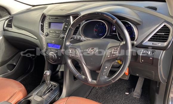 Buy Used Hyundai Santa Fe Blue Car in Kuala Belait in Belait Buy Used Hyundai Santa Fe Blue Car in Kuala Belait in Belait