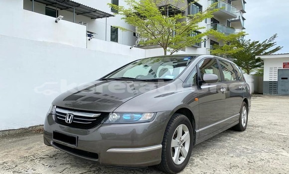 Buy Used Honda Odyssey Silver Car in Kuala Belait in Belait Buy Used Honda Odyssey Silver Car in Kuala Belait in Belait