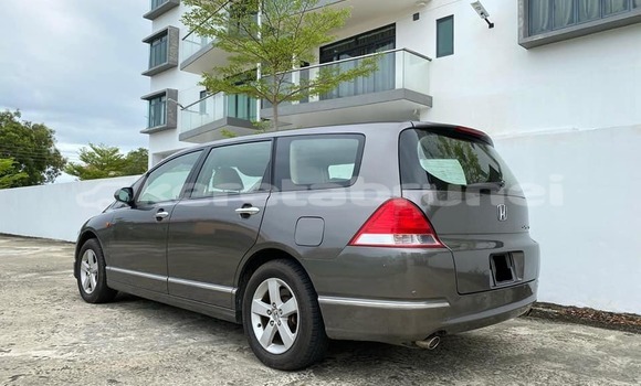 Buy Used Honda Odyssey Silver Car in Kuala Belait in Belait Buy Used Honda Odyssey Silver Car in Kuala Belait in Belait