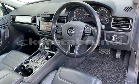 Buy Used Volkswagen Touareg Black Car in Bandar Seri Begawan in Brunei-Muara Buy Used Volkswagen Touareg Black Car in Bandar Seri Begawan in Brunei-Muara