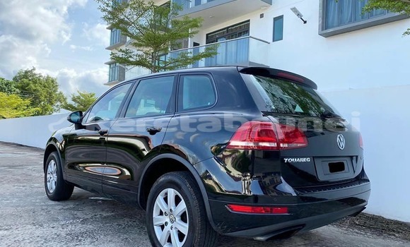 Buy Used Volkswagen Touareg Black Car in Bandar Seri Begawan in Brunei-Muara Buy Used Volkswagen Touareg Black Car in Bandar Seri Begawan in Brunei-Muara