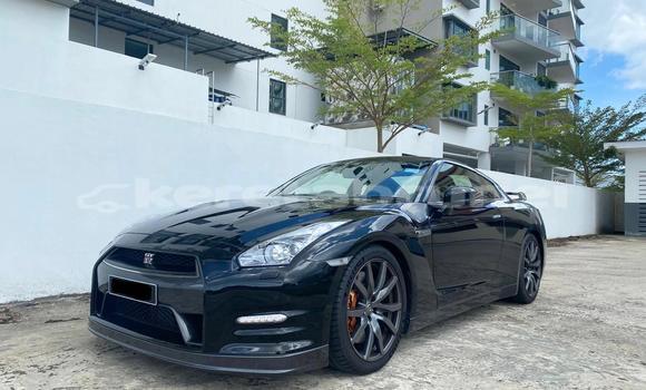 Buy Used Nissan GT-R R35 Black Car in Kuala Belait in Belait
