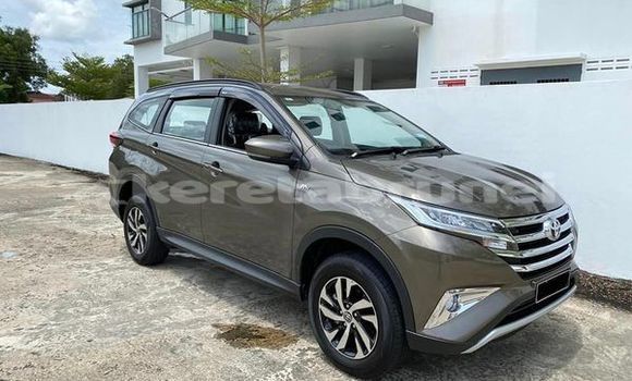 Buy Used Toyota Rush Brown Car in Kuala Belait in Belait