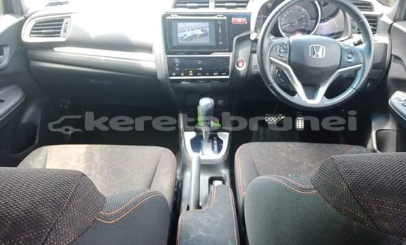 Buy Used Honda Jazz Other Car in Bandar Seri Begawan in Brunei-Muara Buy Used Honda Jazz Other Car in Bandar Seri Begawan in Brunei-Muara