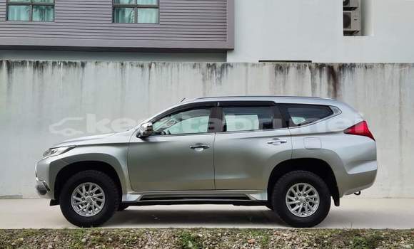 Buy Used Mitsubishi Pajero Sport Silver Car in Bandar Seri Begawan in Brunei-Muara Buy Used Mitsubishi Pajero Sport Silver Car in Bandar Seri Begawan in Brunei-Muara