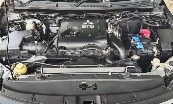 Buy Used Mitsubishi Pajero Sport Silver Car in Bandar Seri Begawan in Brunei-Muara Buy Used Mitsubishi Pajero Sport Silver Car in Bandar Seri Begawan in Brunei-Muara