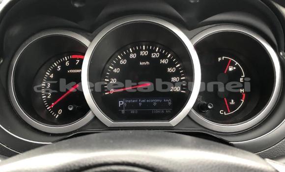 Buy Used Suzuki Grand Vitara White Car in Bandar Seri Begawan in Brunei-Muara Buy Used Suzuki Grand Vitara White Car in Bandar Seri Begawan in Brunei-Muara