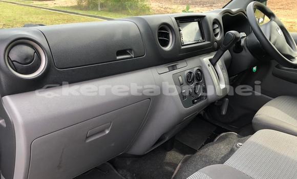 Buy Used Nissan NV350 Caravan Silver Car in Bandar Seri Begawan in Brunei-Muara Buy Used Nissan NV350 Caravan Silver Car in Bandar Seri Begawan in Brunei-Muara