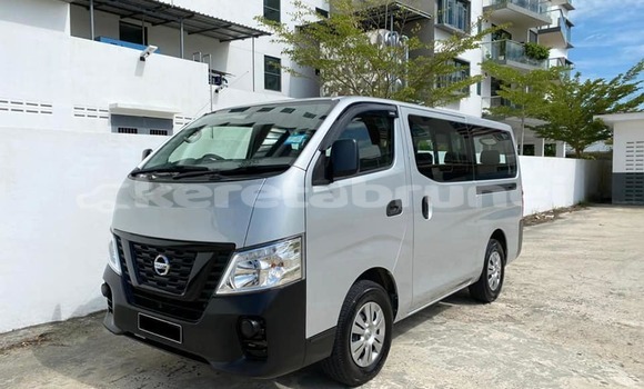 Buy Used Nissan Urvan Silver Car in Kuala Belait in Belait Buy Used Nissan Urvan Silver Car in Kuala Belait in Belait