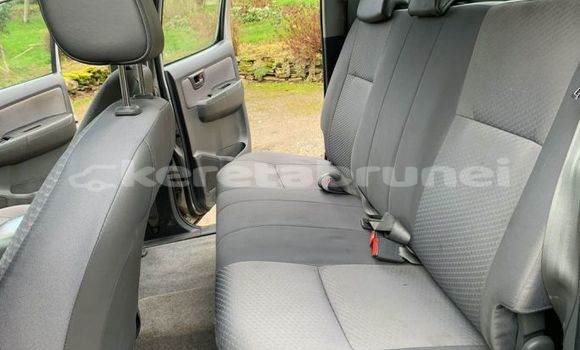Buy Used Toyota Hilux Silver Car in Bandar Seri Begawan in Brunei-Muara Buy Used Toyota Hilux Silver Car in Bandar Seri Begawan in Brunei-Muara