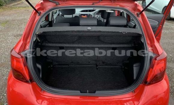 Buy Used Toyota Yaris Red Car in Kuala Belait in Belait Buy Used Toyota Yaris Red Car in Kuala Belait in Belait