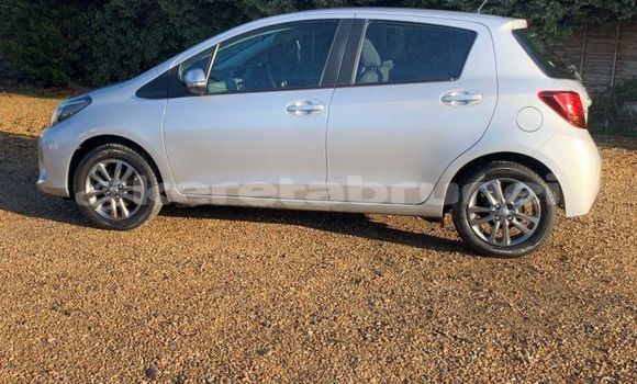 Buy Used Toyota Yaris Silver Car in Bandar Seri Begawan in Brunei-Muara Buy Used Toyota Yaris Silver Car in Bandar Seri Begawan in Brunei-Muara