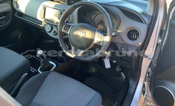 Buy Used Toyota Yaris Silver Car in Bandar Seri Begawan in Brunei-Muara Buy Used Toyota Yaris Silver Car in Bandar Seri Begawan in Brunei-Muara